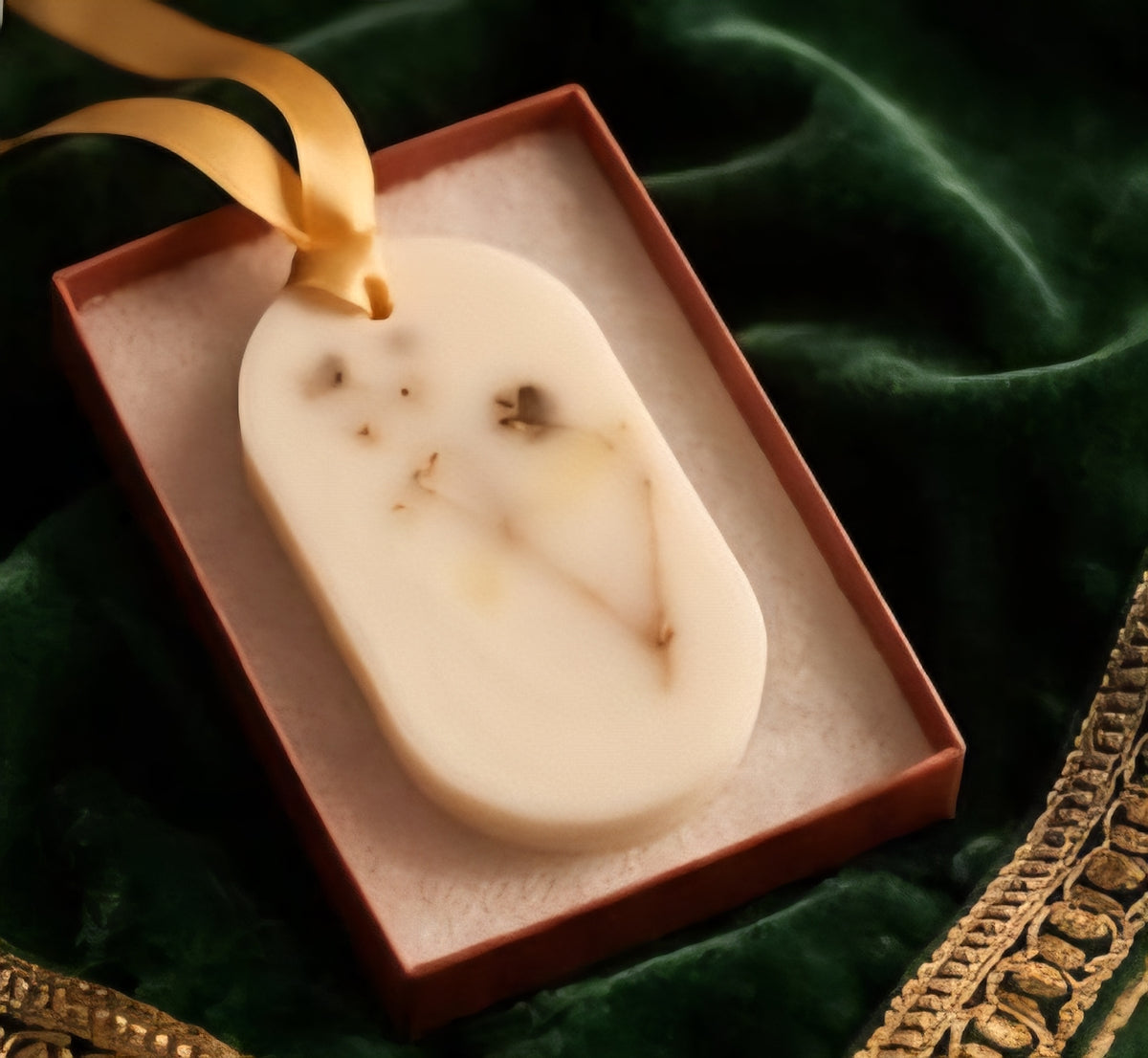 Wax tablet- Velvet Oud
